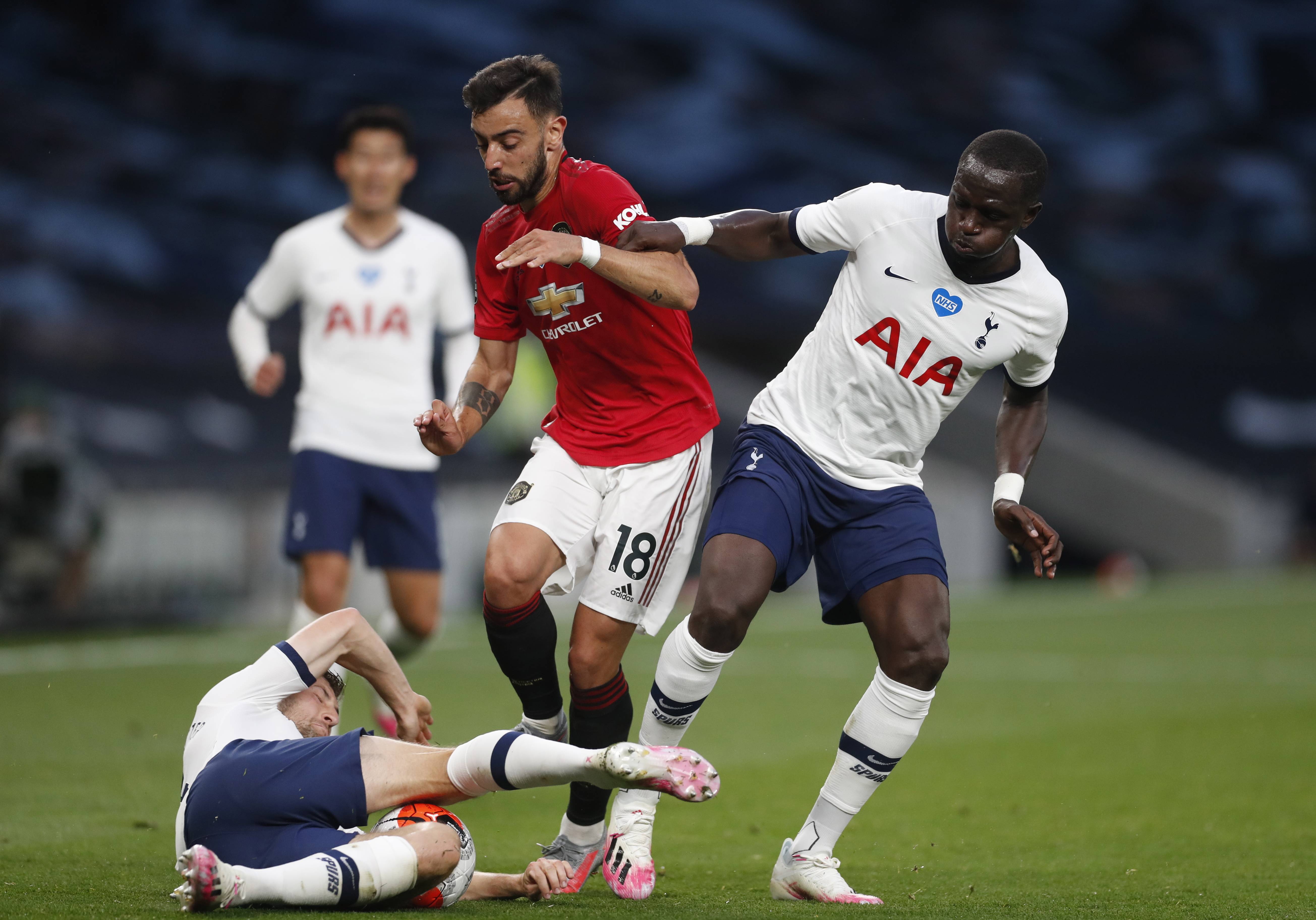 中发挥更加 中发挥更加